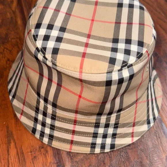 Burberry | Accessories | Burberry Beige Checkered Bucket Hat  display picture 1